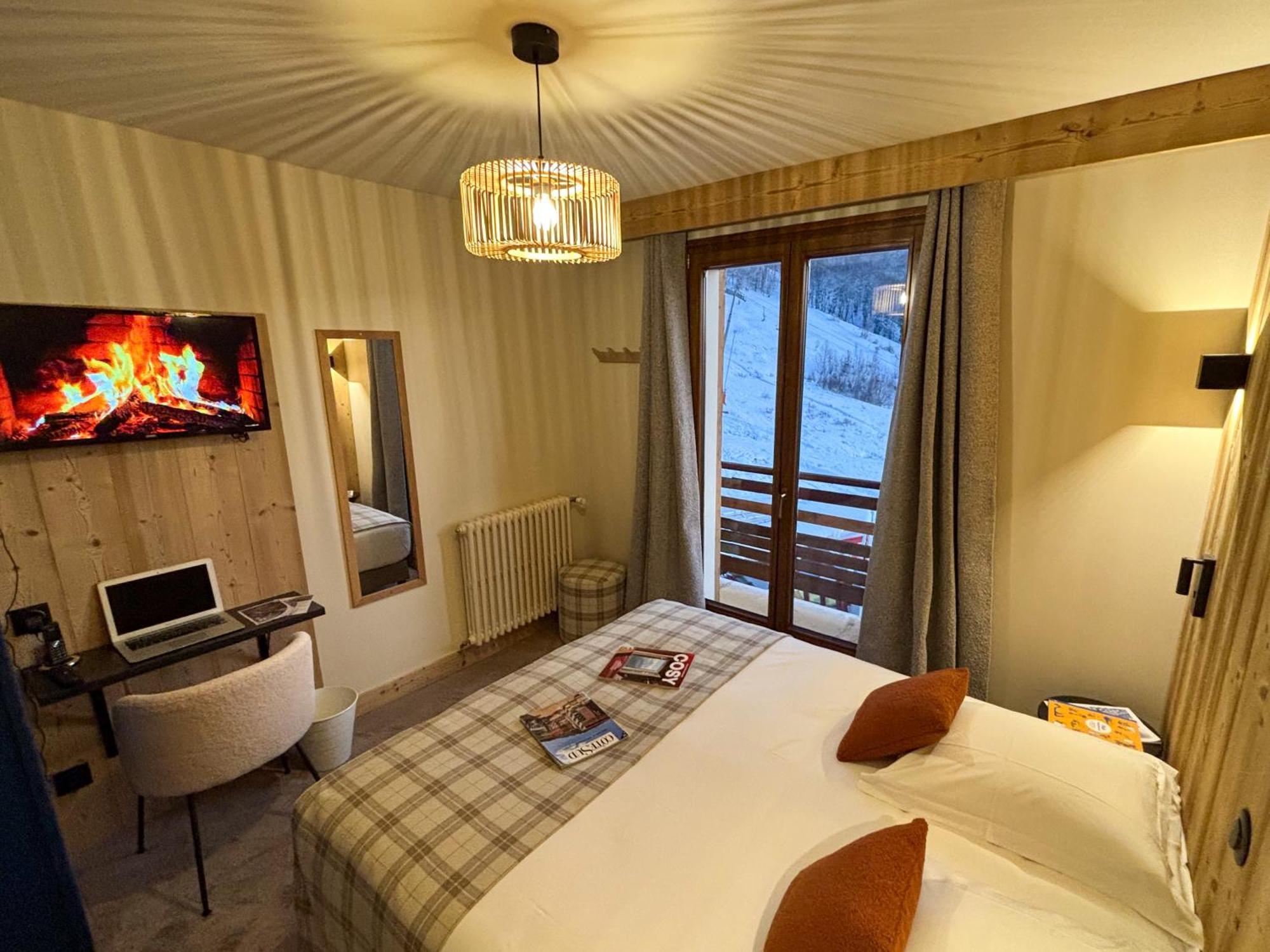 Hotel Casa Moho Saint-Francois-Longchamp 1450 المظهر الخارجي الصورة